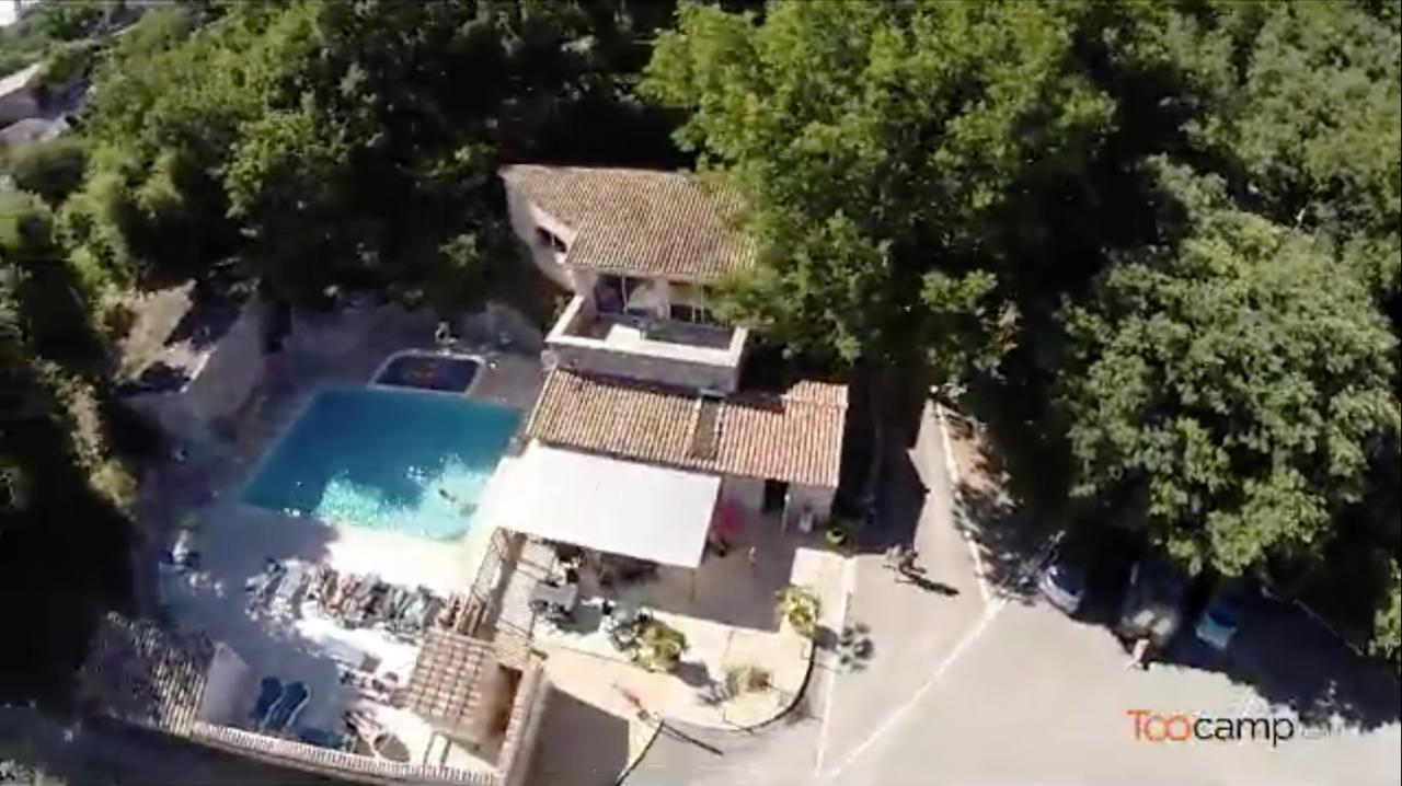 Camping Chalets Les Chênes Verts Vogue Exterior foto